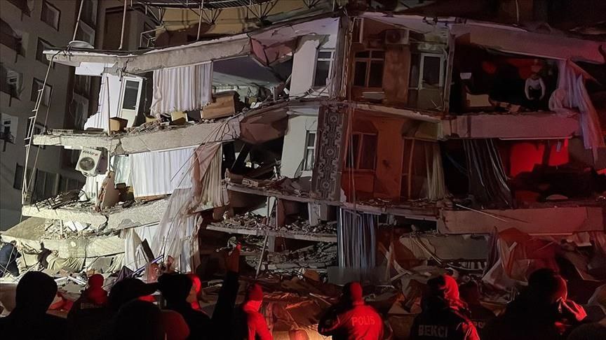 土耳其突发7.8级地震，土媒：埃尔多安为所有受灾民众祈愿