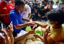 菲总统候选人帕奎奥再次前往菜场 感叹5000菲币“买菜钱”无法满足四口之家