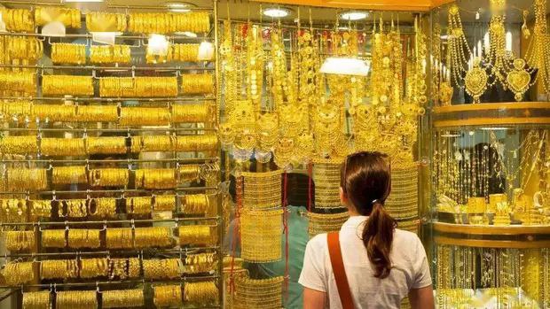 金价飙涨令迪拜土豪都望而却步黄金市场部分金店销量遭腰斩